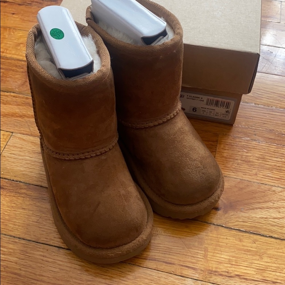 Toddler Uggs